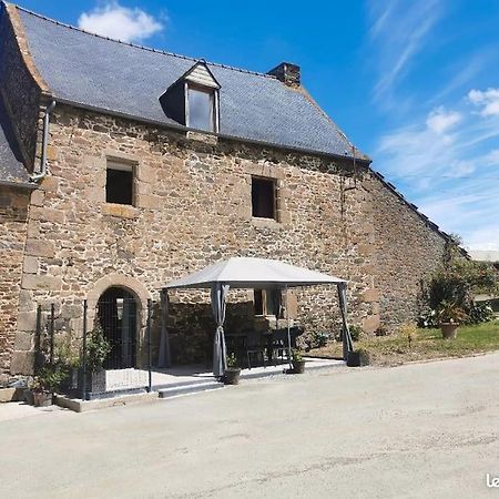 Gite Equestre Dans Centre Equestre Vers Saint Malo Plerguer Eksteriør billede